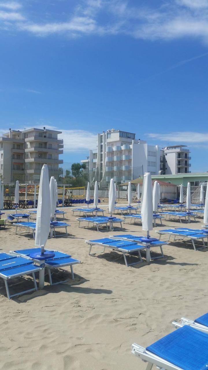 Hotel Marco Lido Di Savio Ngoại thất bức ảnh